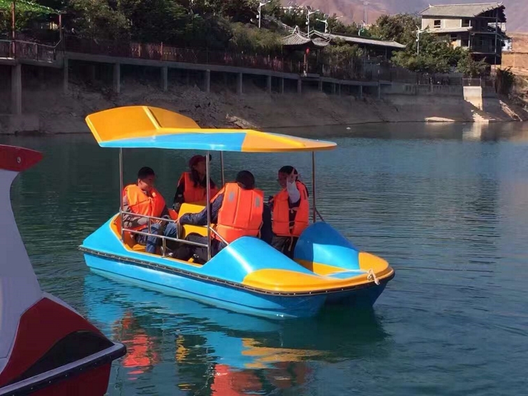 4人高位自排水脚踏船B